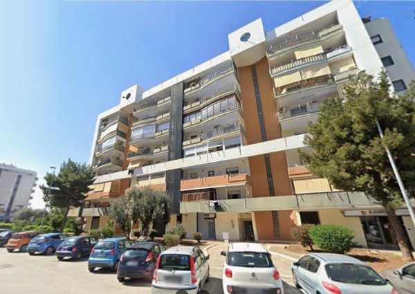 negozio in vendita a Bari in zona San Paolo