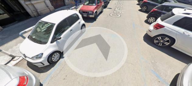 negozio in vendita a Bari in zona Murat