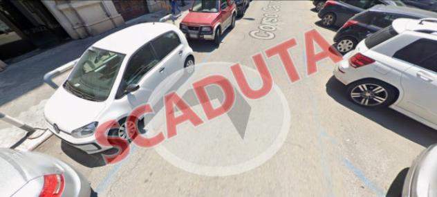 pentavano in vendita a Bari in zona Murat