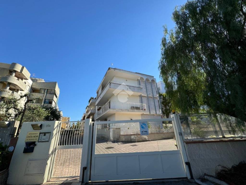 appartamento in vendita a Bari in zona Palese/Macchie