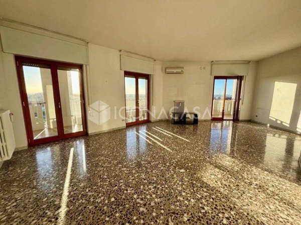 appartamento in vendita a Bari in zona Poggiofranco