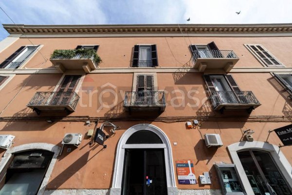 negozio in vendita a Bari in zona Murat