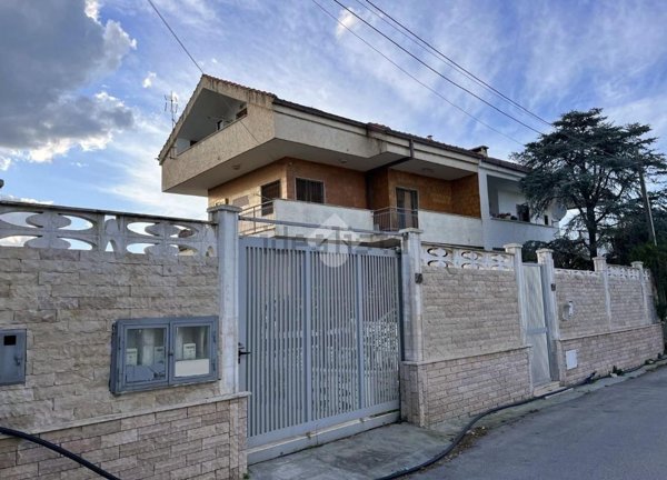 casa indipendente in vendita a Bari in zona San Giorgio