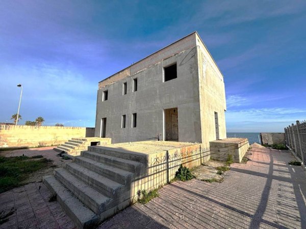 casa indipendente in vendita a Bari in zona Murat