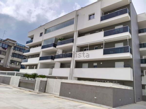 appartamento in vendita a Bari in zona Carbonara