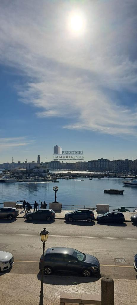 casa indipendente in vendita a Bari in zona Città Vecchia