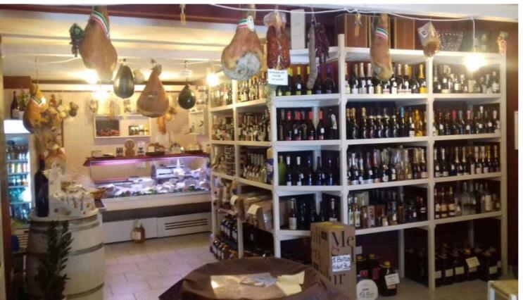 negozio in vendita a Bari in zona Murat