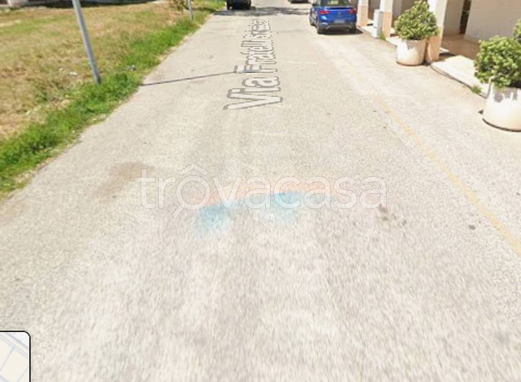 negozio in vendita a Bari in zona Japigia