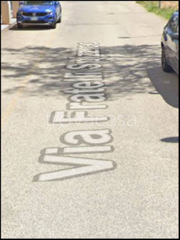 negozio in vendita a Bari in zona Japigia