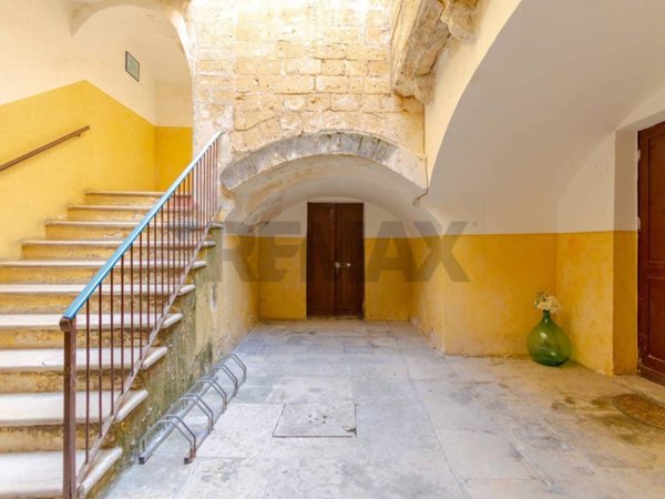 appartamento in vendita a Bari in zona Città Vecchia