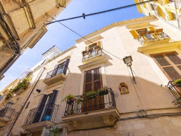 appartamento in vendita a Bari in zona Città Vecchia