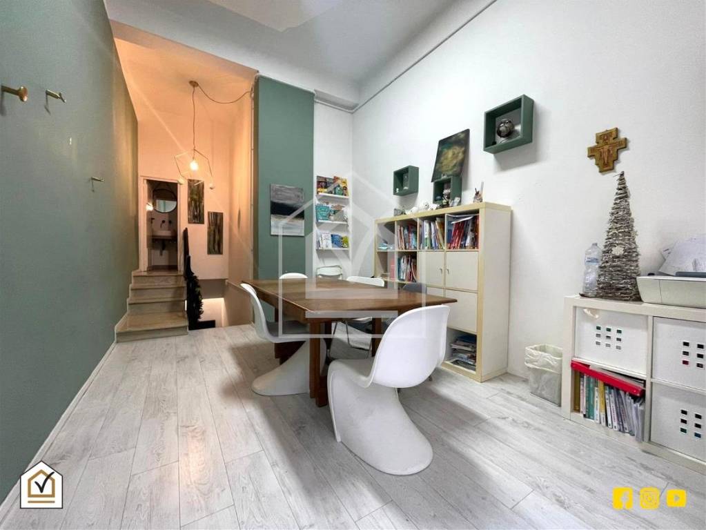 negozio in vendita a Bari in zona Murat