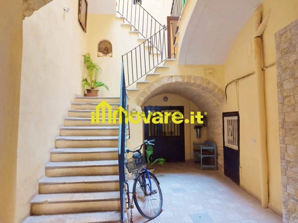 appartamento in vendita a Bari in zona Città Vecchia