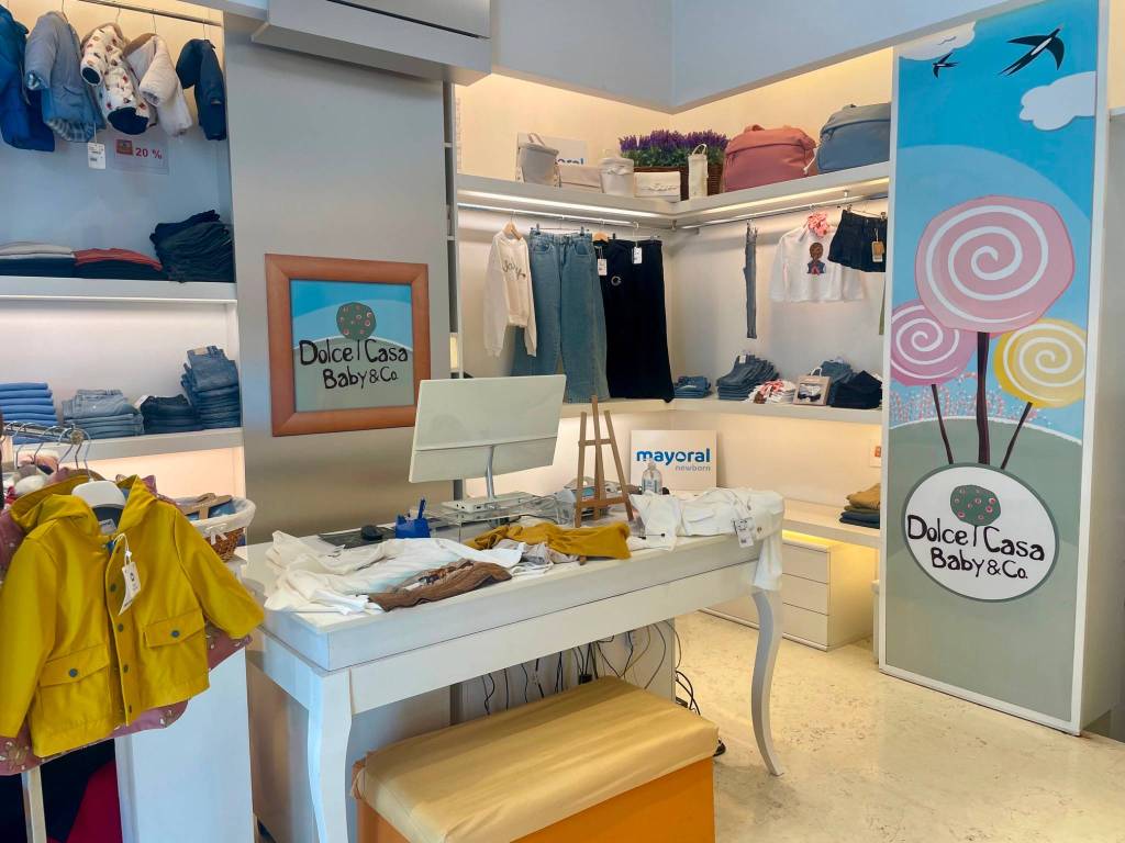 negozio in vendita a Bari in zona Libertà