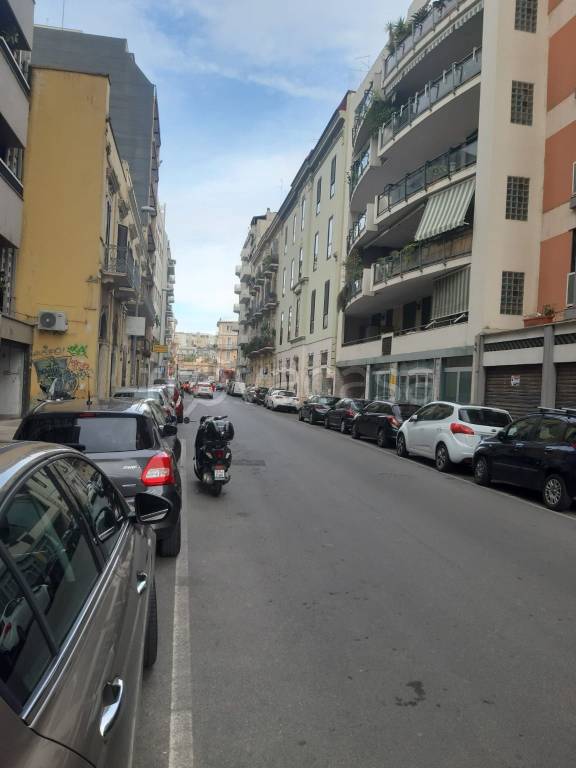 negozio in vendita a Bari in zona San Pasquale