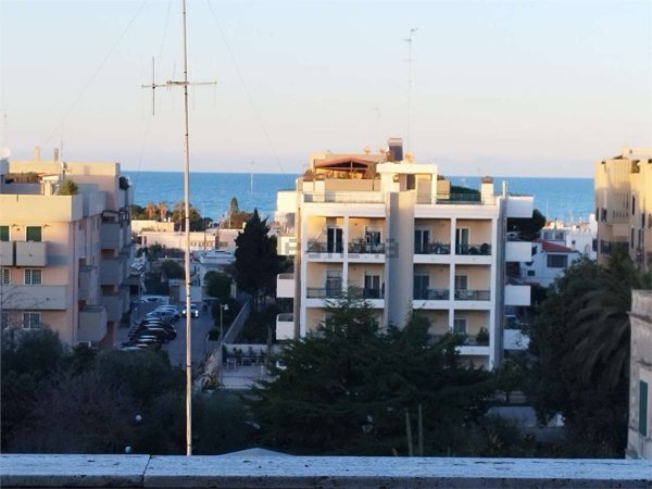 appartamento in vendita a Bari in zona Palese/Macchie