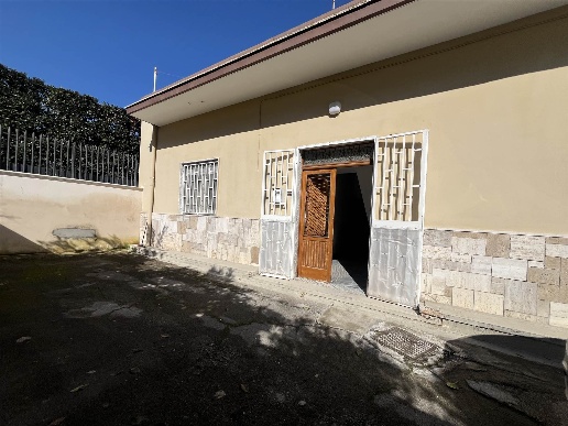 casa indipendente in vendita a Bari in zona Ceglie del Campo
