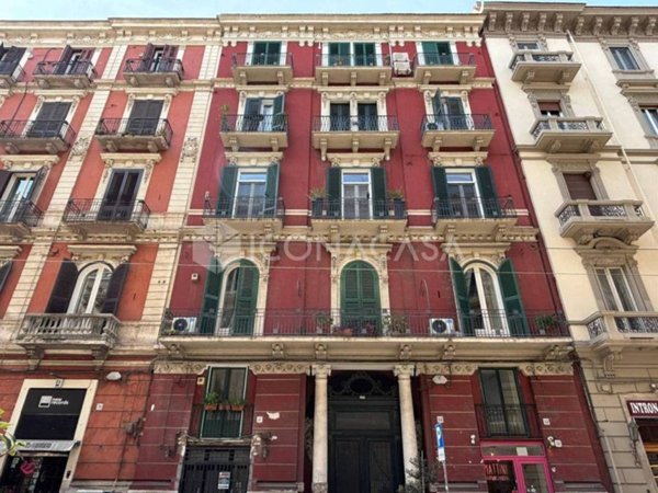 negozio in vendita a Bari in zona Murat