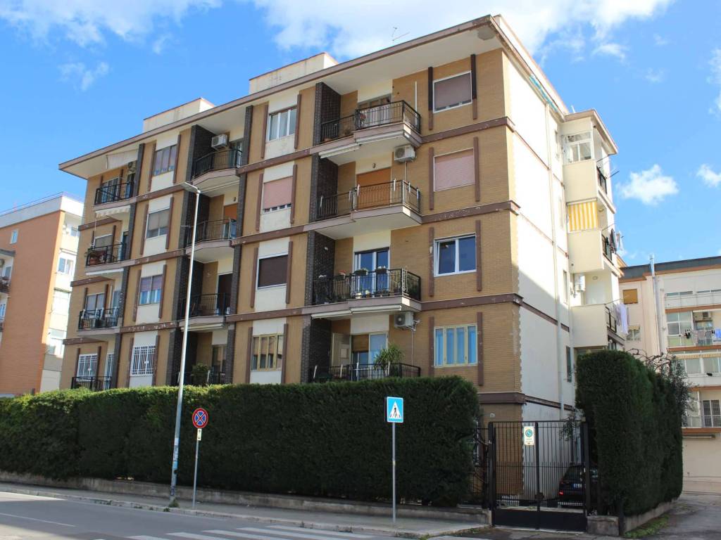 appartamento in vendita a Bari in zona Poggiofranco