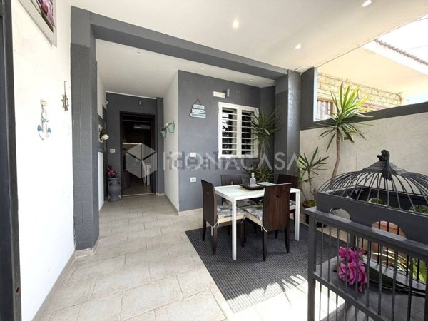 casa indipendente in vendita a Bari in zona Palese/Macchie