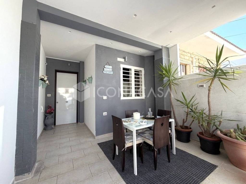 casa indipendente in vendita a Bari in zona Palese/Macchie