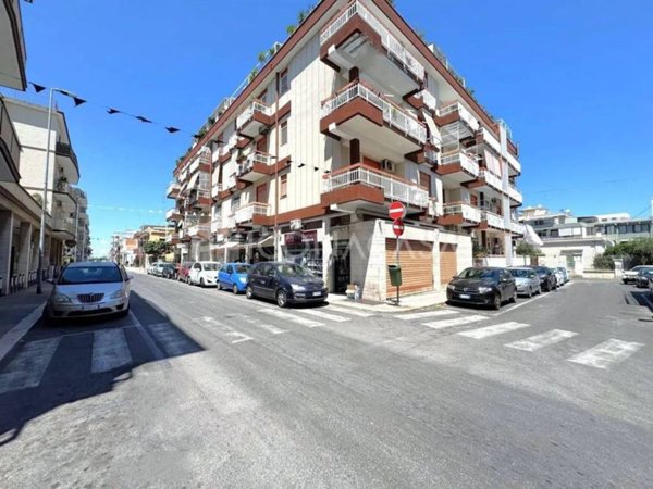 appartamento in vendita a Bari in zona Palese/Macchie