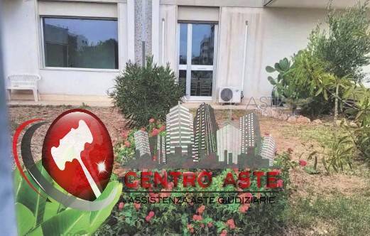 casa indipendente in vendita a Bari in zona Japigia