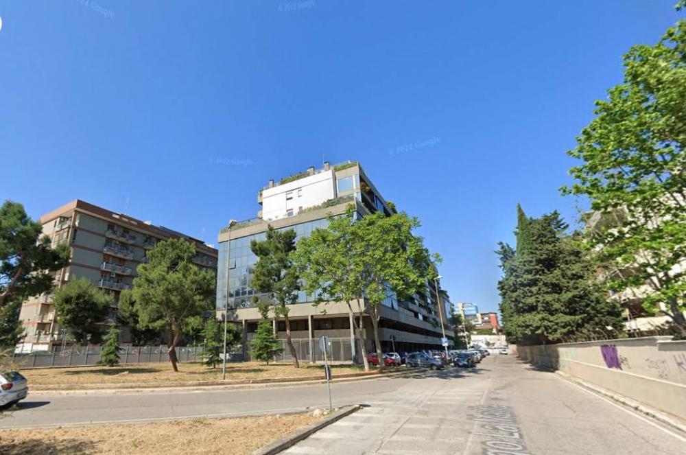 ufficio in vendita a Bari