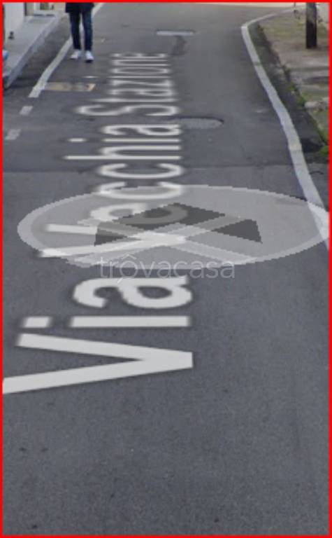 locale commerciale in vendita a Bari in zona Carbonara