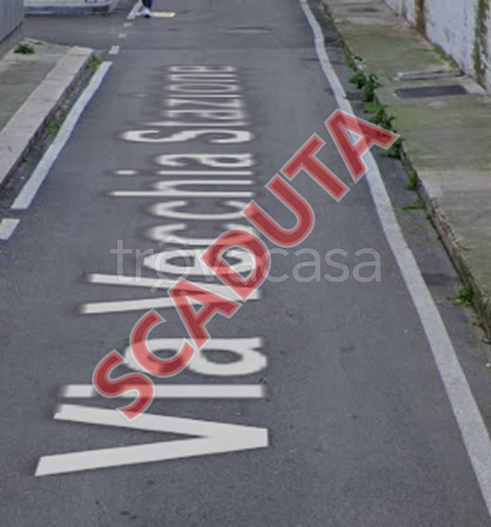 locale commerciale in vendita a Bari in zona Ceglie del Campo