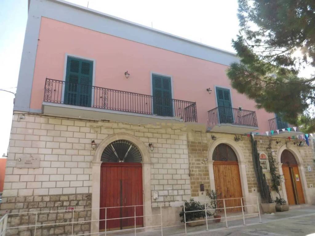 casa indipendente in vendita a Bari in zona Carbonara