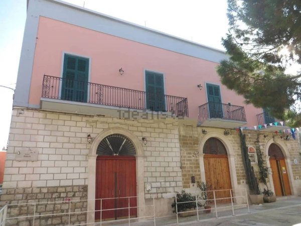 casa indipendente in vendita a Bari in zona Carbonara