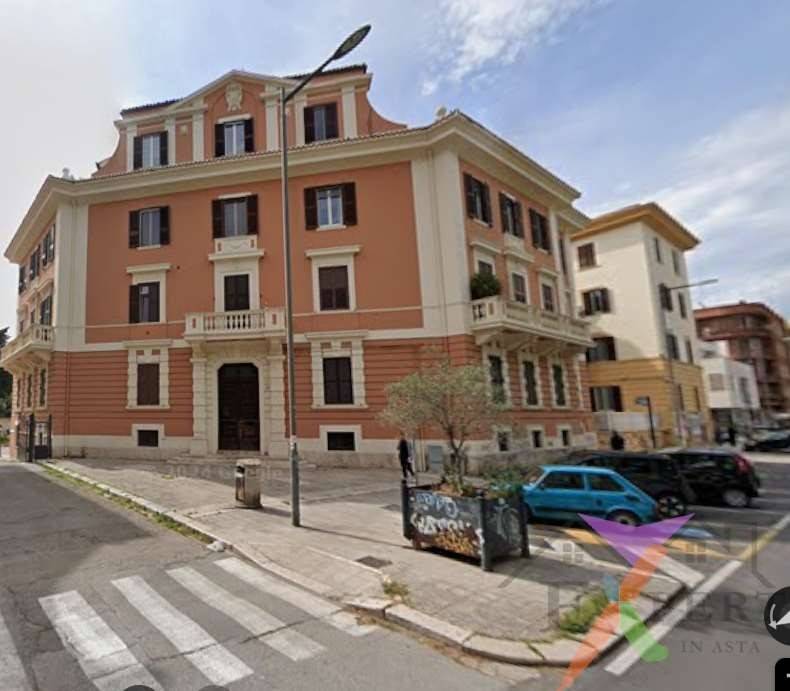 appartamento in vendita a Bari in zona Carrassi