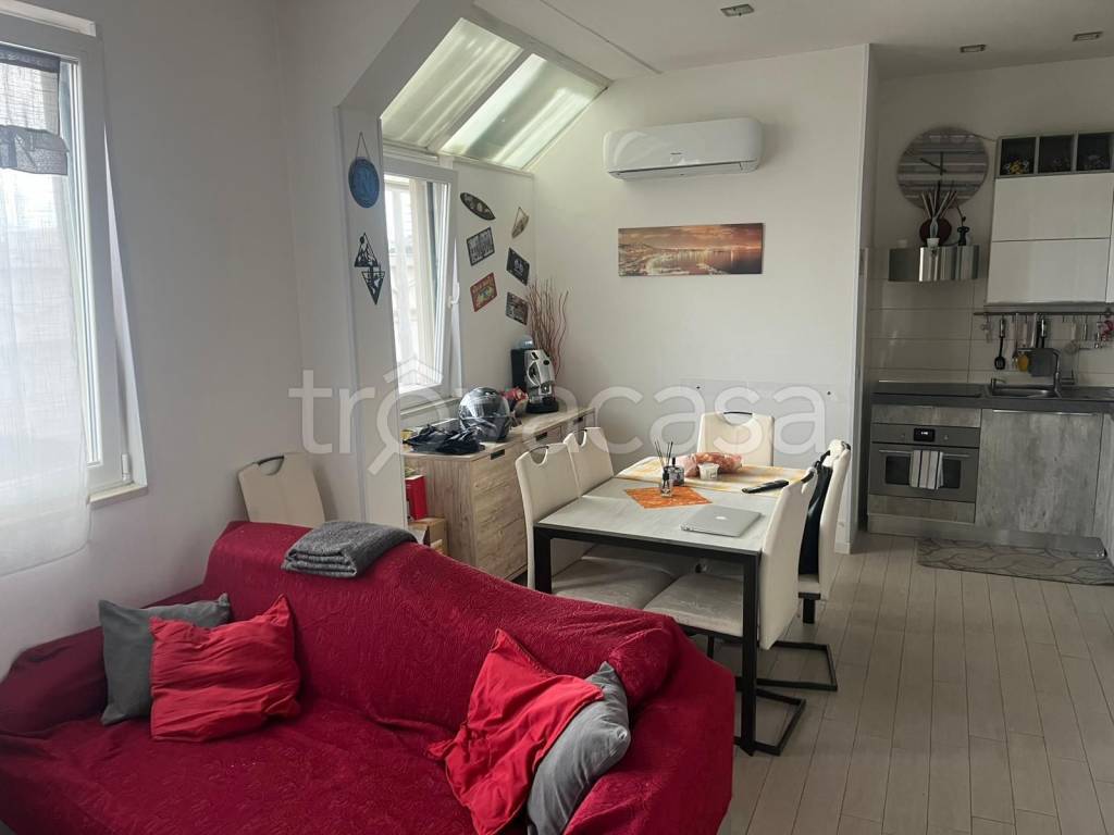 appartamento in vendita a Bari in zona Picone