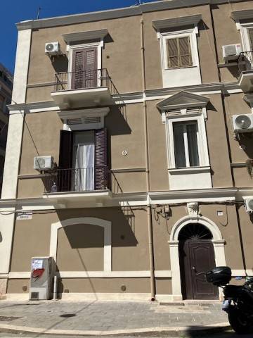 appartamento in vendita a Bari in zona Madonnella