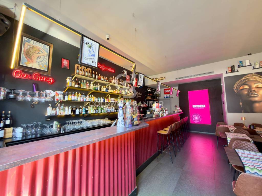 negozio in vendita a Bari in zona San Pasquale