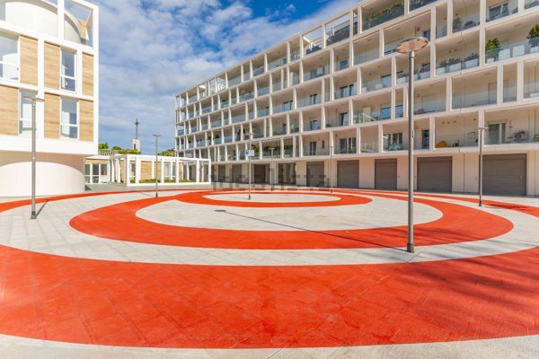 locale commerciale in vendita a Bari in zona San Pasquale