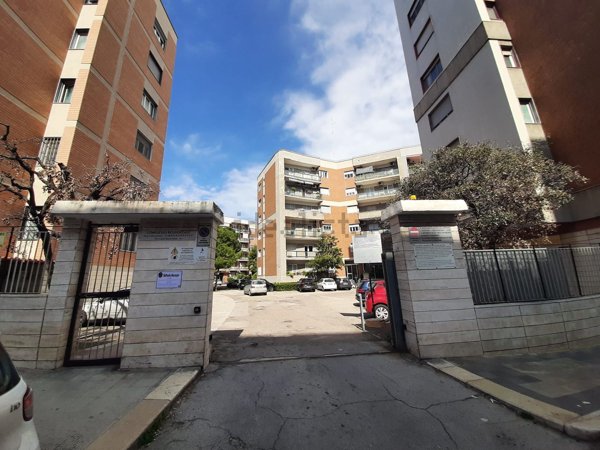 appartamento in vendita a Bari in zona Picone