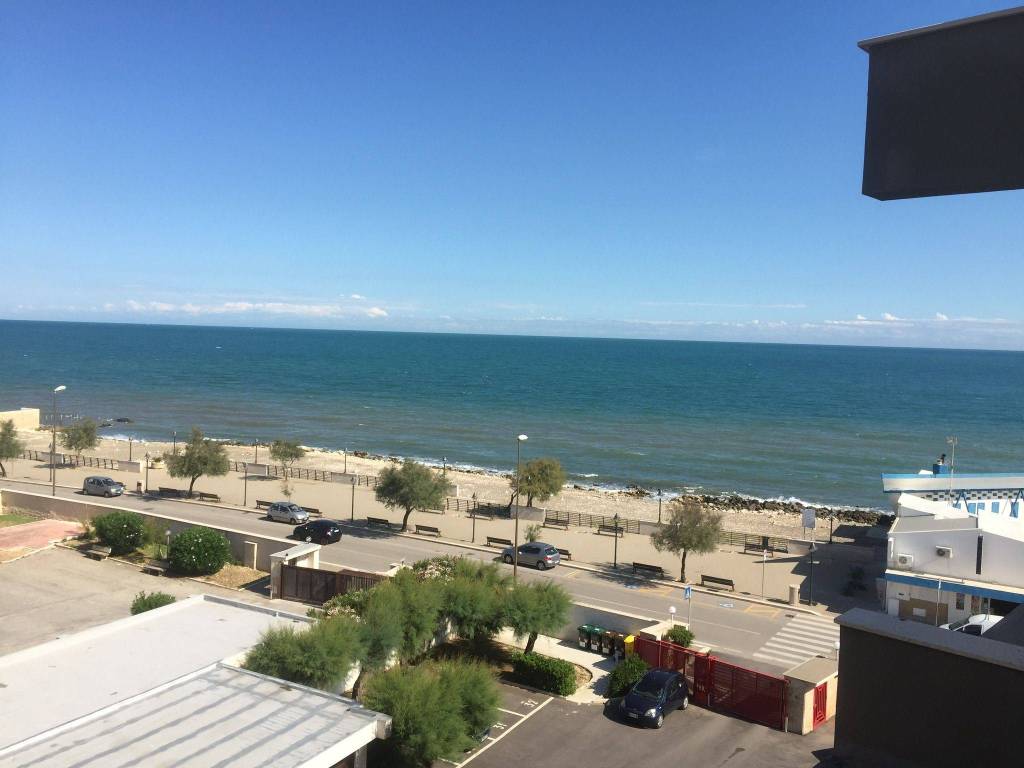 appartamento in vendita a Bari in zona Palese/Macchie