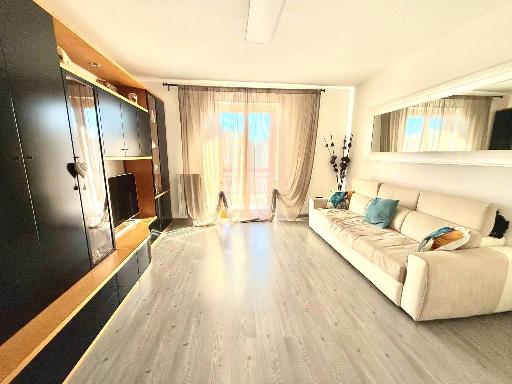 appartamento in vendita a Bari in zona Carbonara