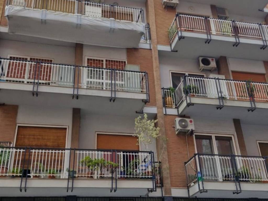 appartamento in vendita a Bari in zona Libertà
