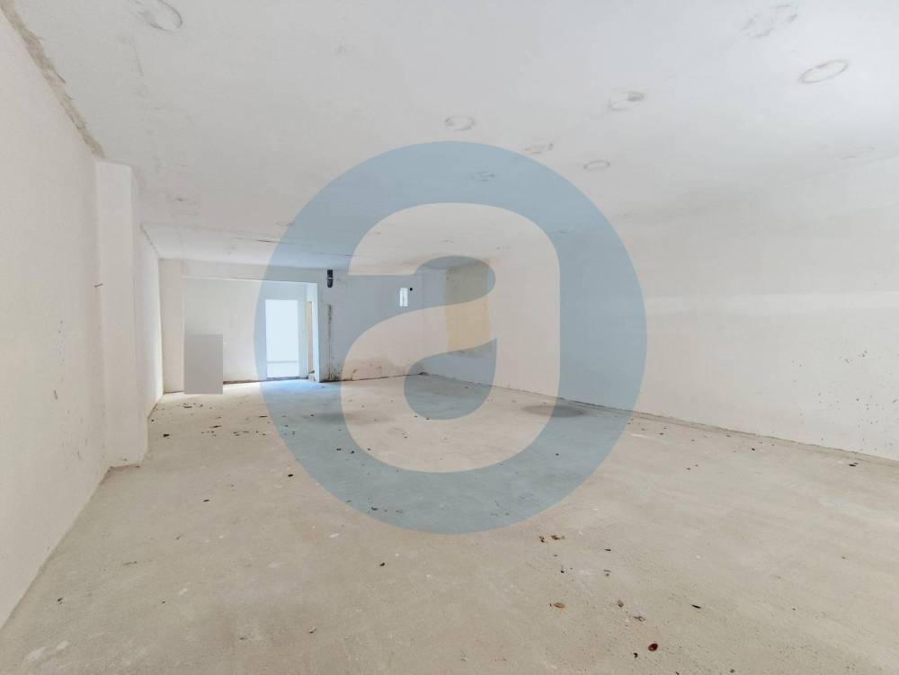 locale commerciale in vendita a Bari in zona Murat