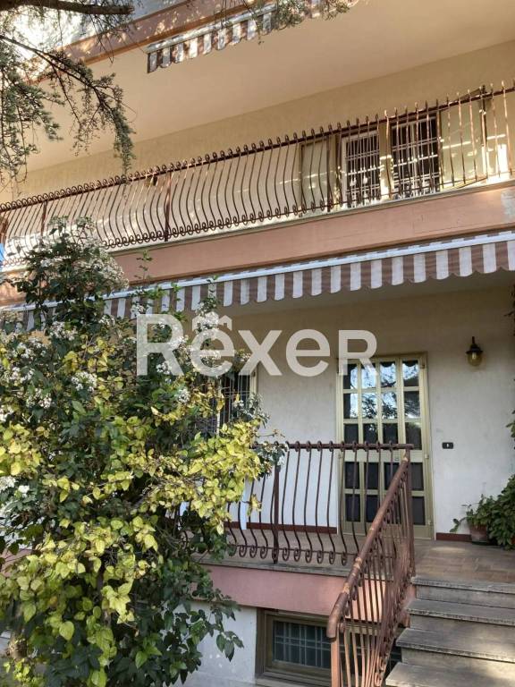 casa indipendente in vendita a Bari in zona Carbonara