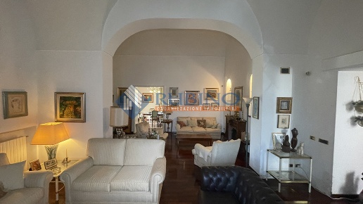 casa indipendente in vendita a Bari in zona Torre a Mare