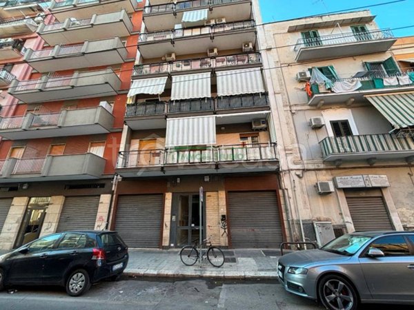 locale commerciale in vendita a Bari in zona Libertà