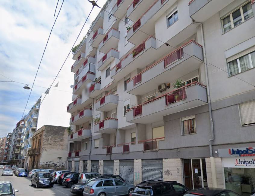 negozio in vendita a Bari in zona San Pasquale