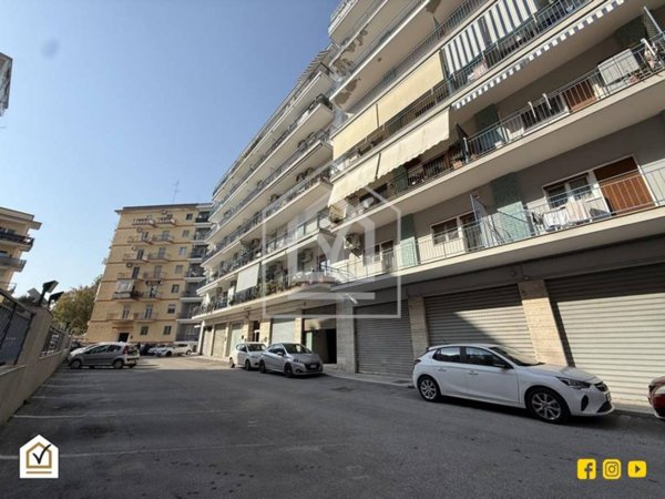 appartamento in vendita a Bari in zona Picone