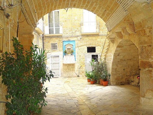 appartamento in vendita a Bari in zona Città Vecchia