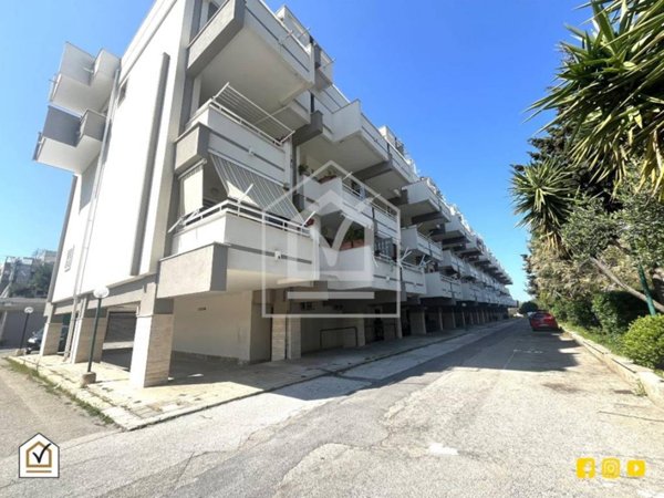 appartamento in vendita a Bari in zona Palese/Macchie
