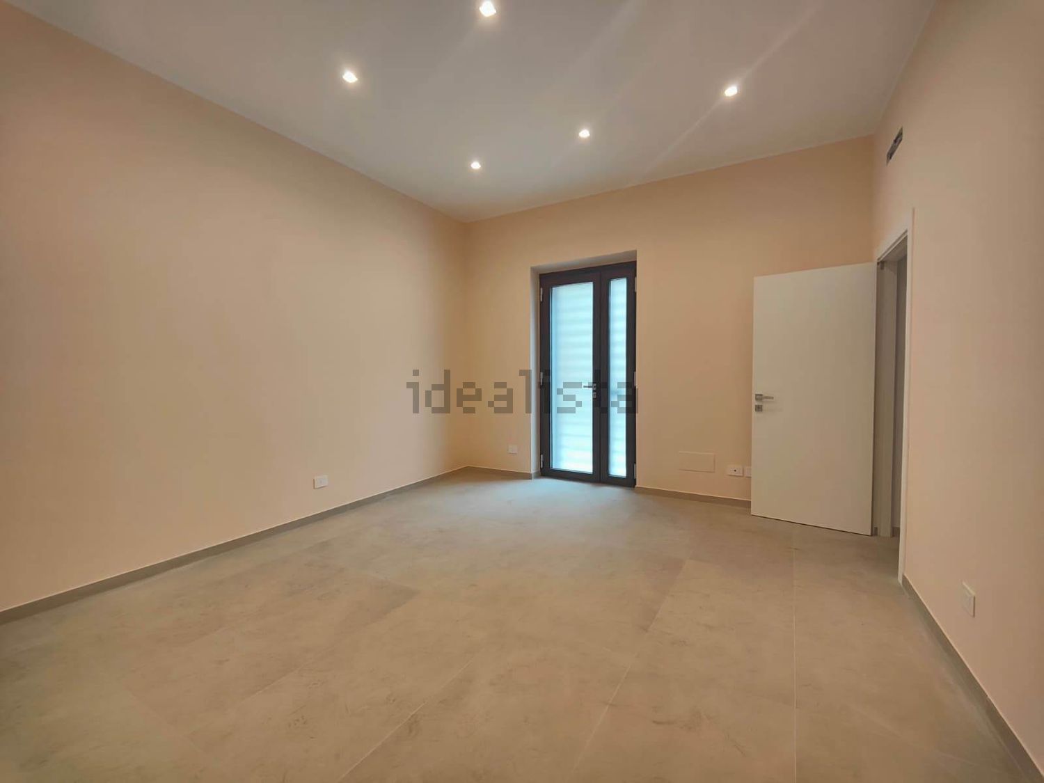 appartamento in vendita a Bari in zona Palese/Macchie